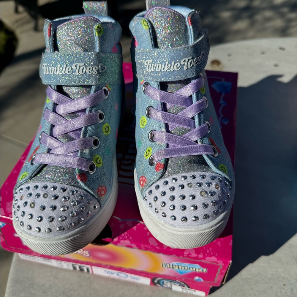 Skechers Twinkle Toes Kids' Glittery Blue Sneakers Gently Used